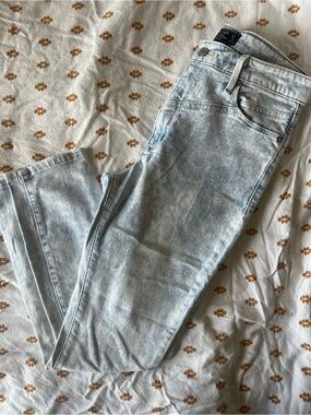 Abercrombie & Fitch Light Wash Jeans
